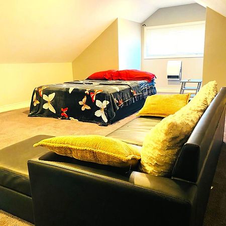 Fully Equipped Cozy 4/5 Br Apartment Chicago Exterior foto