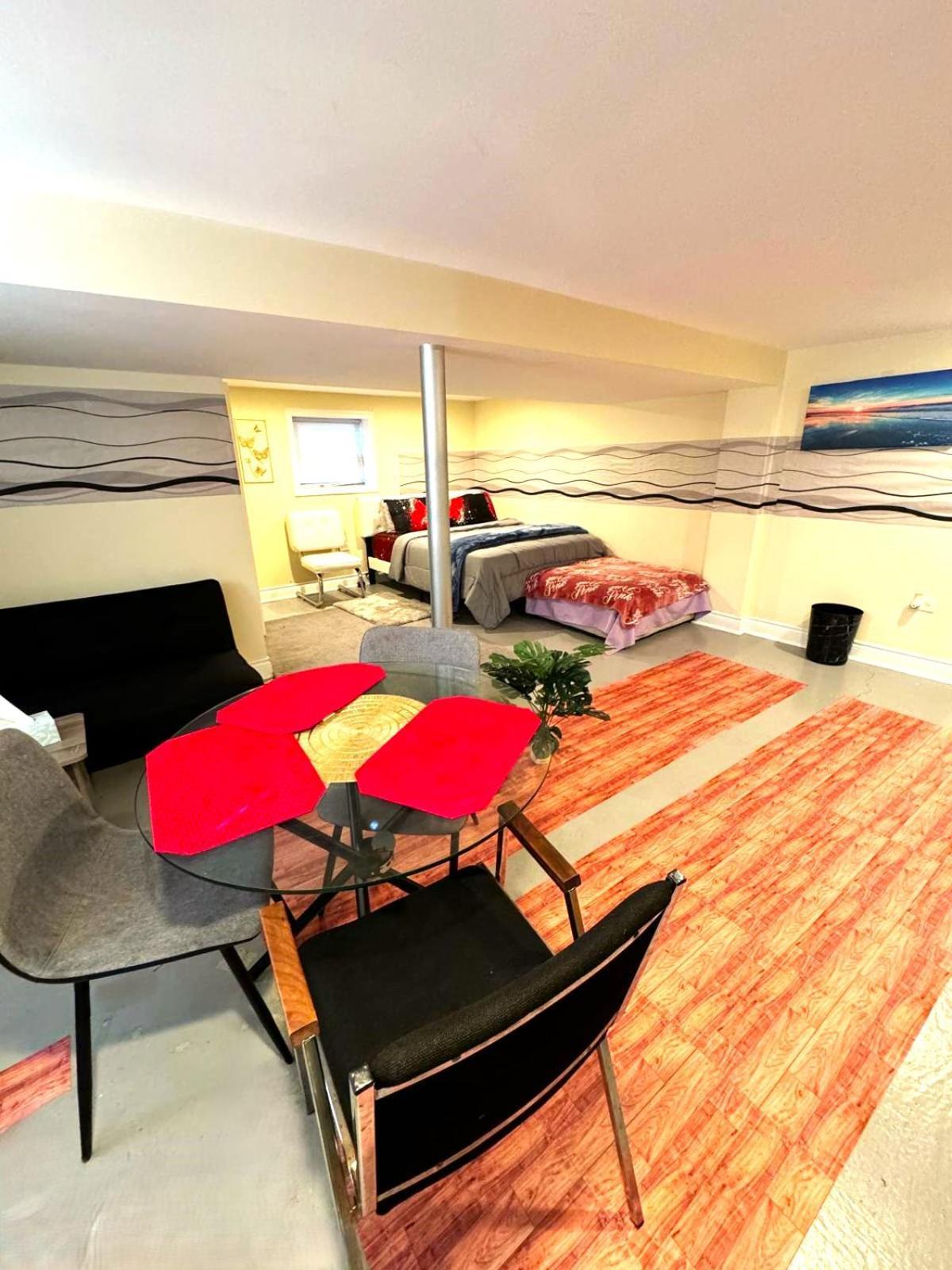 Fully Equipped Cozy 4/5 Br Apartment Chicago Exterior foto